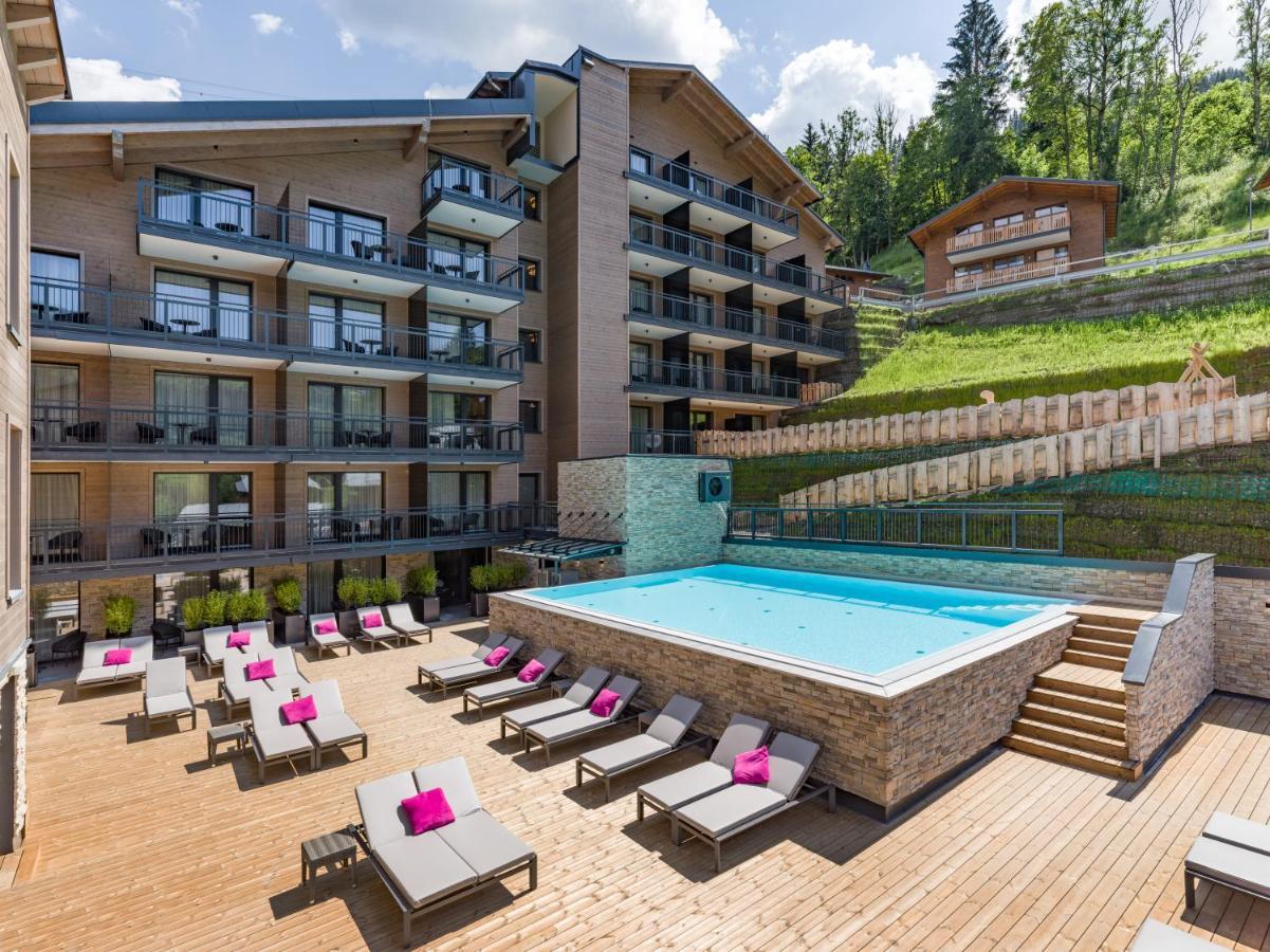 Hotel Adapura 바그라인 외부 사진