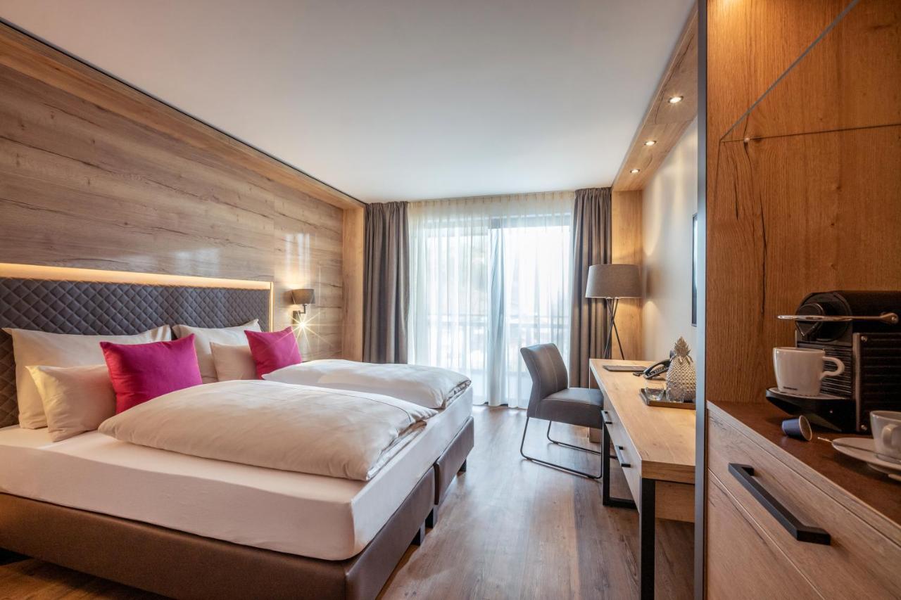Hotel Adapura 바그라인 외부 사진